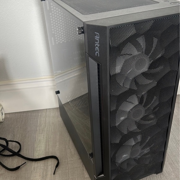 PC BOX - Picture 2 of 2